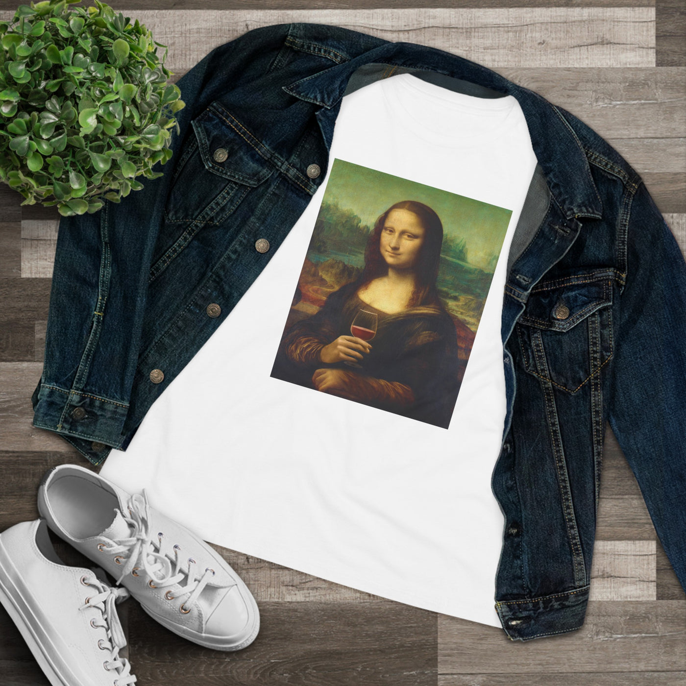 Mona's Been Drinking / W's Cotton Tee